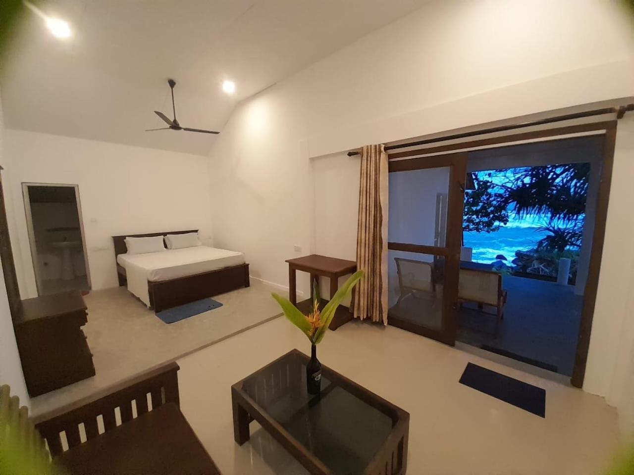 Sooriya Villa Талпе Экстерьер фото