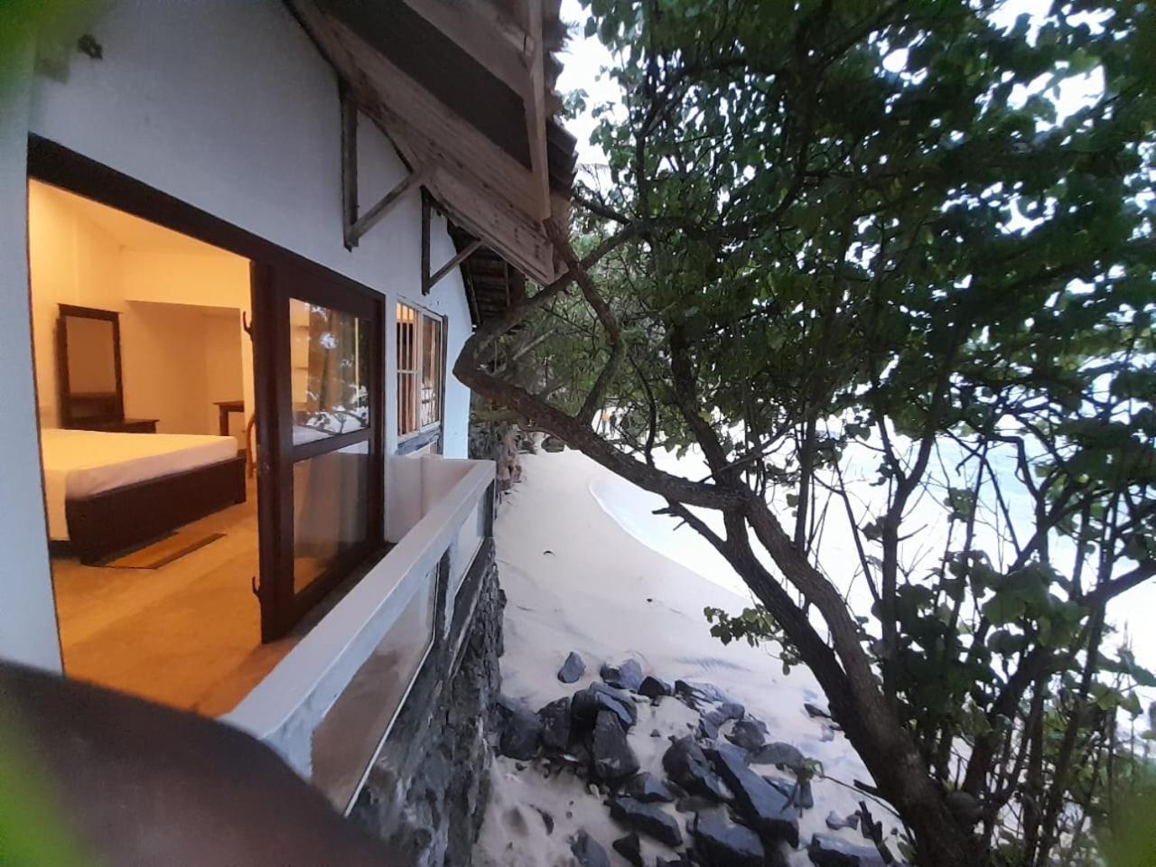 Sooriya Villa Талпе Экстерьер фото
